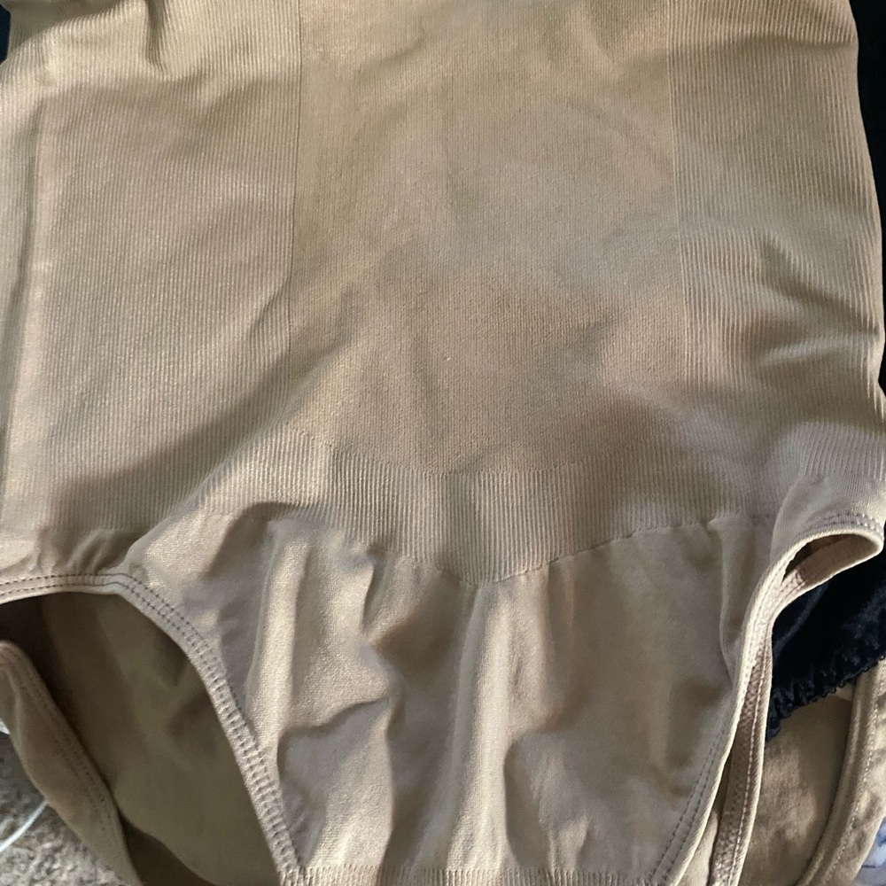 Seamless Tan Shapewear!  This is a shapewear piece!
